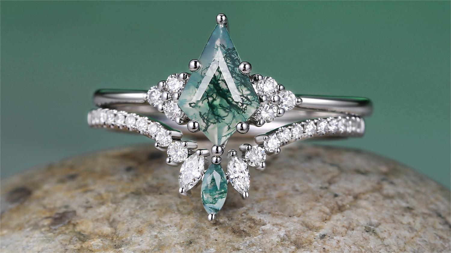 How to Handle Moss Agate Rings to Avoid Damaging Them?