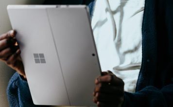 A Guide for Choosing the Best Industrial or Commercial Tablet